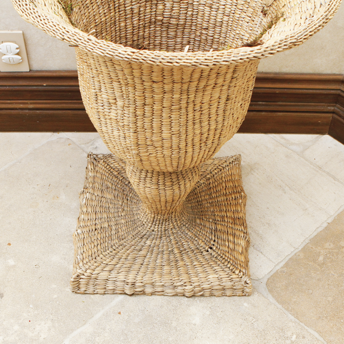 Wicker Plant Stand EBTH